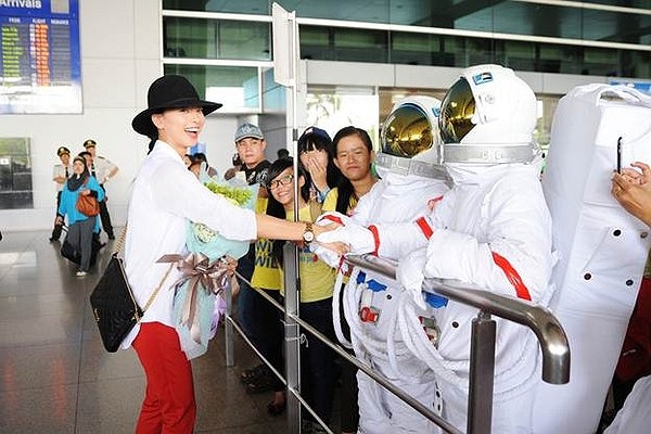 Ngô Thanh Vân luôn xuất hiện với nụ cười rạng rỡ trên môi.