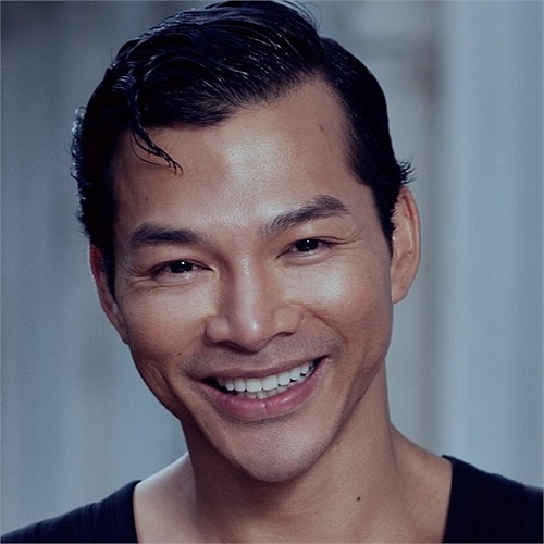 Trần Bảo Sơn cập nhật ảnh đại diện khá nam tính.