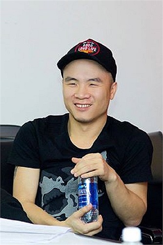 NTK Đỗ Mạnh Cường và đôi mắt híp đặc trưng.