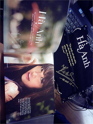 Hà Anh ra mắt cuốn sách mới của mình.