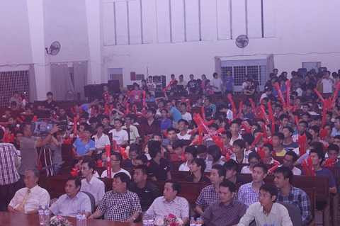 “Ngộp thở” cảm xúc đêm Gala trao giải eSports sinh viên