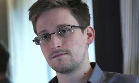 snowden rời nga