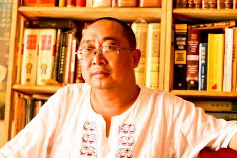 Nhạc sỹ Tuấn Khanh