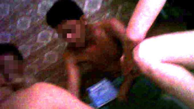 mại dâm nam, chờ khách