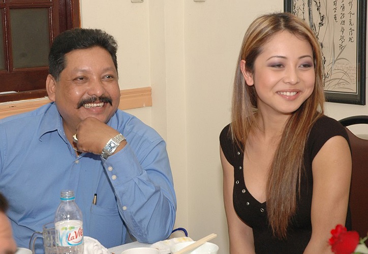 Cô vào vai Angela, một cô gái gốc Việt sinh ra ở Mỹ, xinh đẹp, ngoan hiền. Vẻ đẹp của cô gái này đã tạo sức hút cho bộ phim.