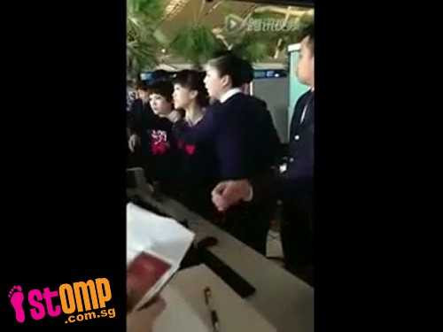 nhan vien san bay 03