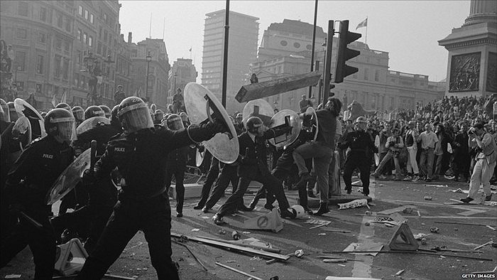 Rắc rối xuất hiện trên sự nghiệp của bà khi Thatcher gây ra sự chia rẽ trong Đảng bảo thủ