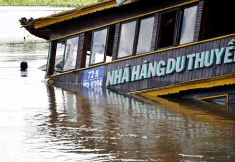 TP.HCM, chìm tàu, Dìn Ký, Vũng Tàu, Sông Soài Rạp, Cần Giờ, Đức Trí