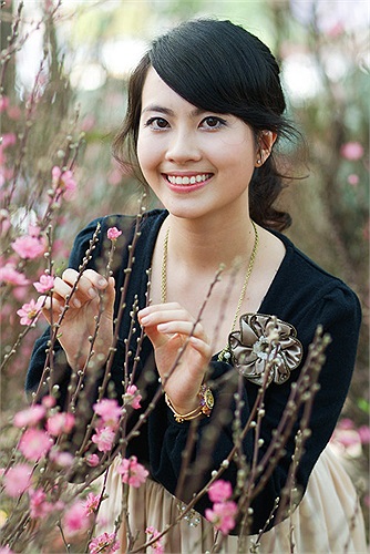 Sau khi k?t th?c th?i gian h?c t?p c?a m?nh t?i tr??ng, c? b?n Miss Teen n?y c?n xu?t s?c gi?nh ???c m?t su?t h?c b?ng du h?c to?n ph?n trong v?ng 1 n?m t?i Luxembourg. 