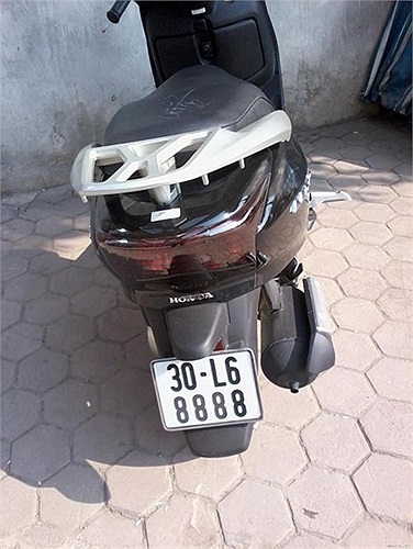 Honda Lead biển tứ quý 8.