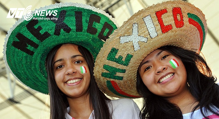 Sombrero luôn gắn liền với các CĐV Mexico và từng là biểu tượng của World Cup 1970 khi linh vật của giải đấu là chú bé Juanito đội chiếc mũ rộng vành.