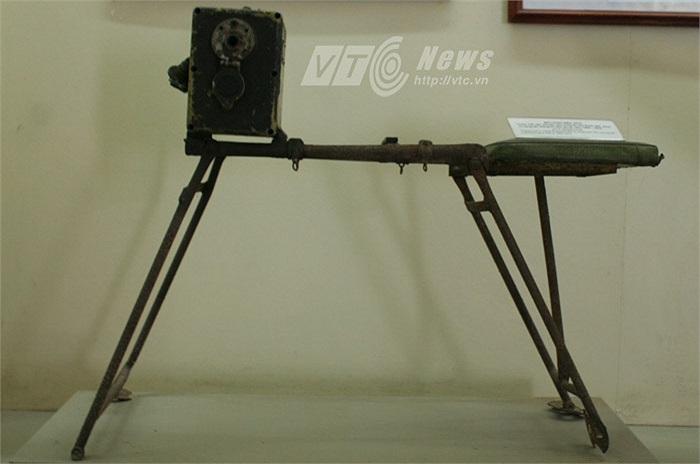 Máy phát điện trên tàu không số