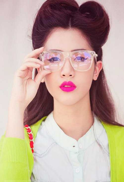 Hà Min, cô nàng đa phong cách.