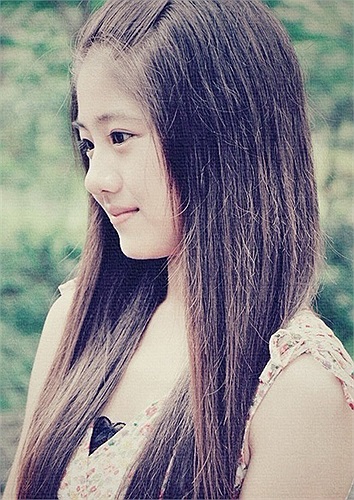 Phương Viên nổi tiếng với vẻ đẹp thuần khiết và rất trong sáng, thơ ngây.