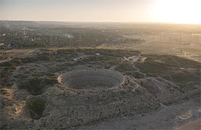 Đấu trường, nhà hát khổng lồ trong thời La Mã ở Leptis Magna