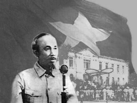 cách mạng tháng tám