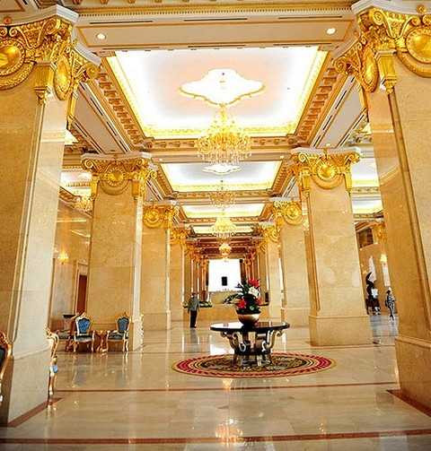 Những ngôi nhà dát vàng siêu đẹp ở Việt Nam