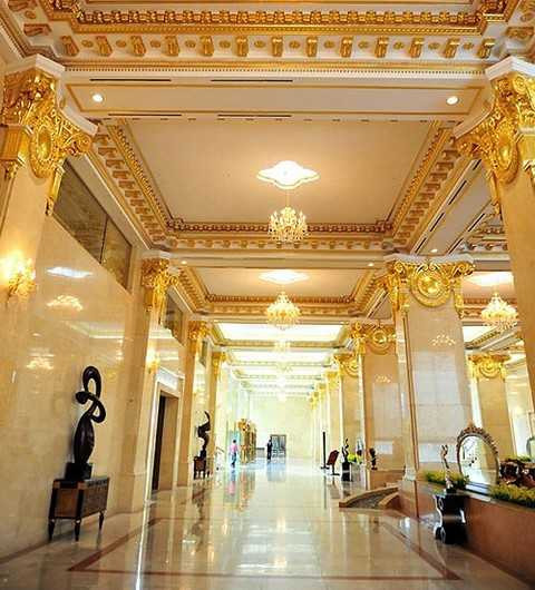 Những ngôi nhà dát vàng siêu đẹp ở Việt Nam