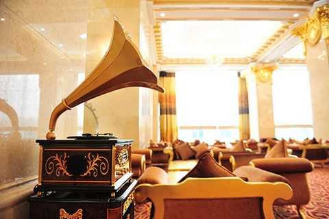 Những ngôi nhà dát vàng siêu đẹp ở Việt Nam