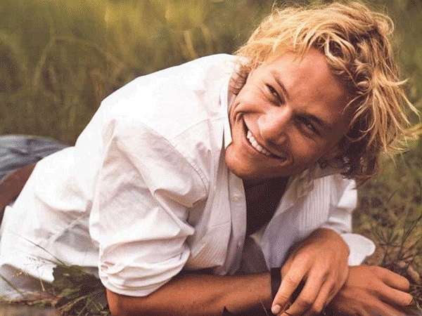 Nam diễn viên từng đoạt giải Oscar Heath Ledger, mất năm 29 tuổi ở một căn hộ tại Manhattan, New York, nguyên nhân khi đó được xác định là dùng thuốc ngủ quá liều.