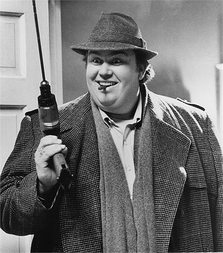 John Candy, nam diễn viên nổi tiếng của Canada mất vì bệnh tim ở tuổi 43.