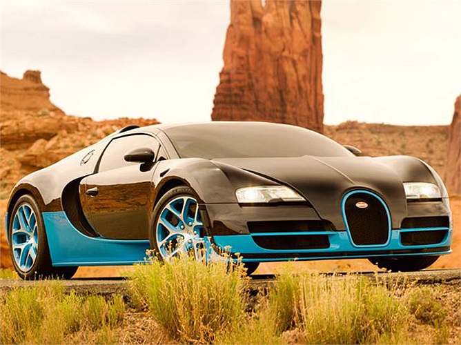 Được biết, siêu xe 1000 mã lực Bugatti Veyron sẽ thủ vai Optimus Prime. 