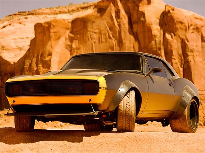 Dòng xe thể thao mới của General Motor Chevrolet C7 Corvette sẽ đóng vai Bumblebee mới. 