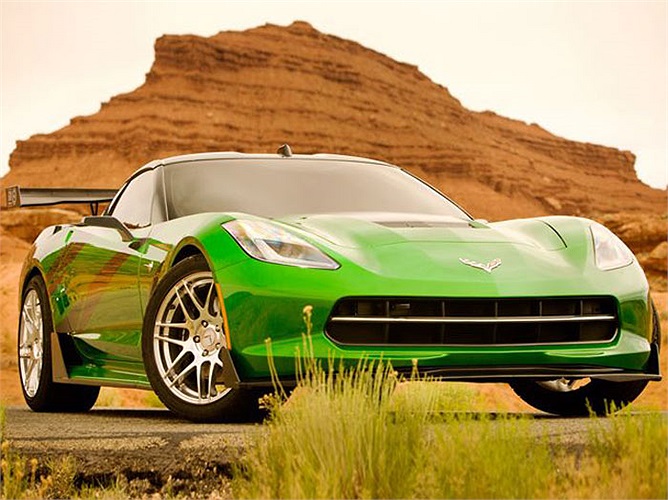 Dòng xe thể thao mới của General Motor Chevrolet C7 Corvette sẽ đóng vai Bumblebee mới. 