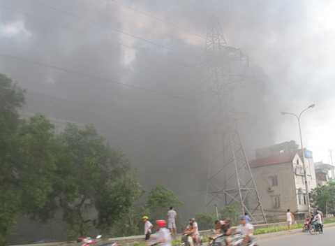 cháy nhà ga, cháy xe bồn, cháy cây xăng, cháy nhà, cháy lớn, khu vui chơi thiếu nhi mỹ đình