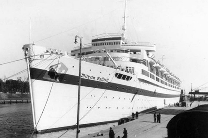 Tàu Wilhelm Gustloff chìm vào ngày 31/1/1945 sau khi bị trúng ngư lôi của tàu ngầm Liên Xô tại biển Baltic. Ước tính 9.343 người đã chết trong thảm kịch này