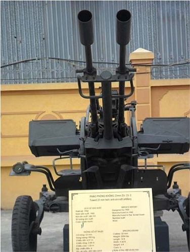 Pháo phòng không.