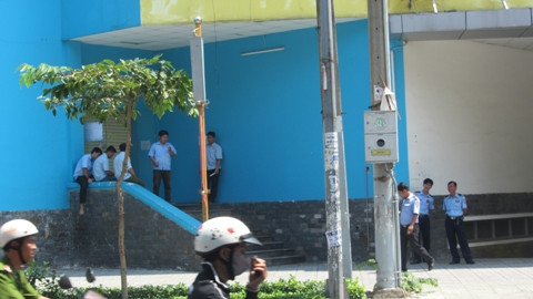 HomeOne, no luong, ngan hang.