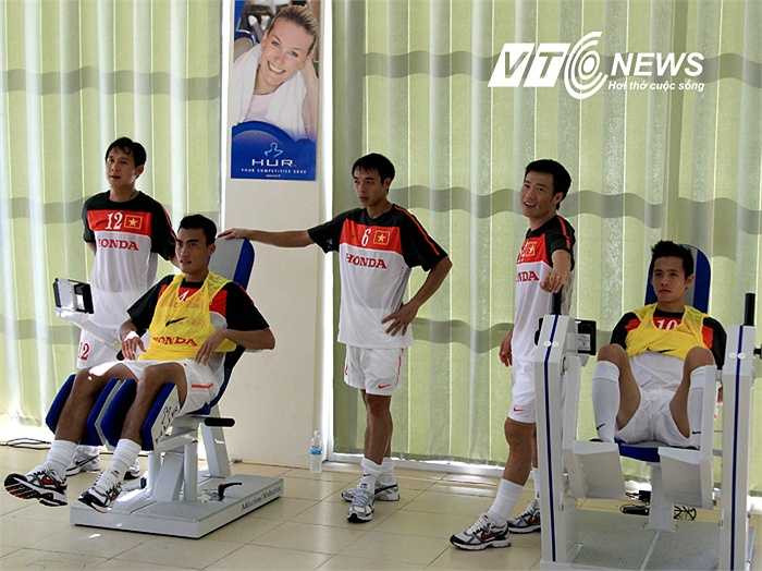 Tuyển VN rèn quân cho trận cầu lịch sử