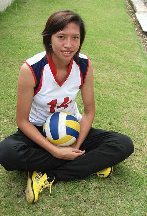 nữ sinh giỏi bóng chuyền