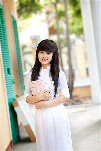 Hoặc cuốn hút với vẻ đẹp ngọt ngào, nhẹ nhàng.