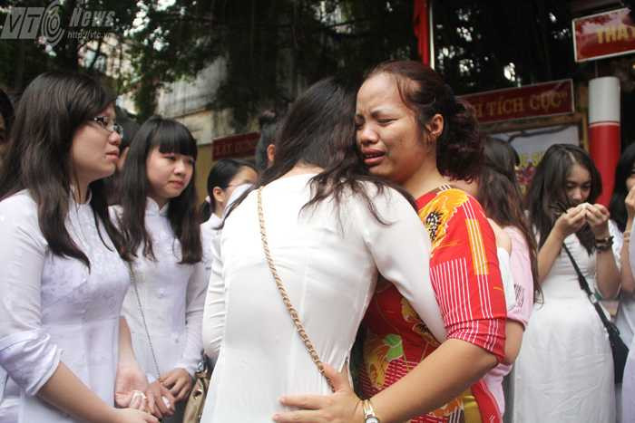 học sinh Trần Phú chia tay