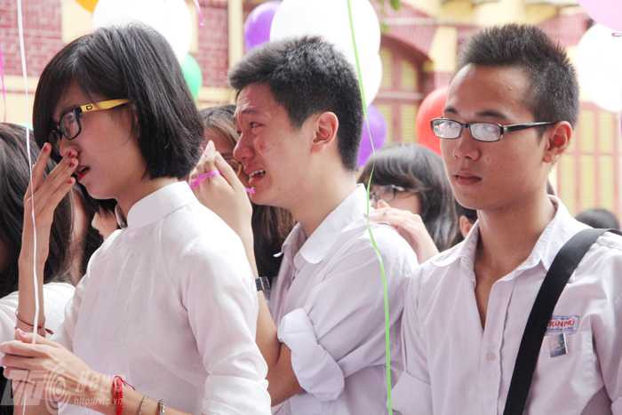 học sinh Trần Phú chia tay