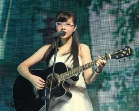 Đỗ Phương Quỳnh đa tài