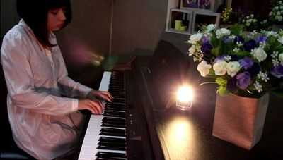 Cô gái của hàng trăm clip piano ngọt ngào