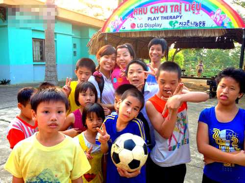 Nữ sinh đạp xe xuyên Việt 35 ngày