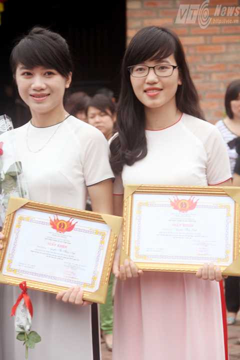 Nữ sinh xinh xắn đạt giải Quốc gia Lịch sử