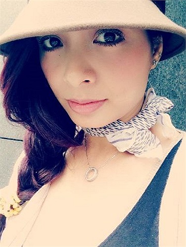 Thúy Hằng trẻ trung trong trang phục này.