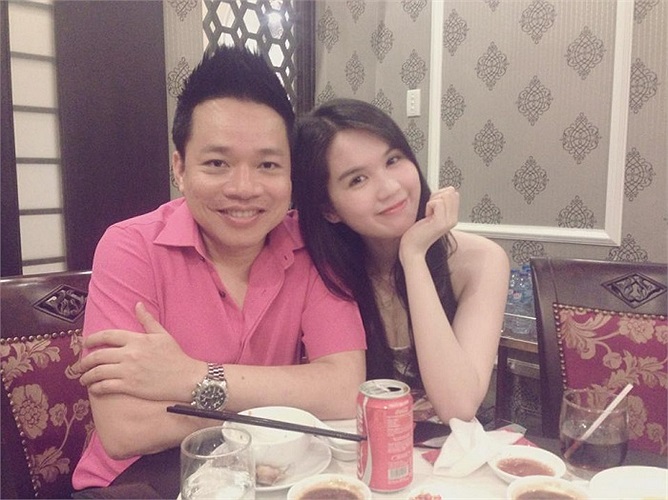 Ngọc Trinh trong buổi họp công ty Venus.