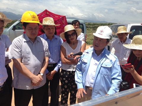 Đoàn công tác Ban Kinh tế Trung ương thăm khu vực xây dựng Nhà máy điện hạt nhân tại thôn Vĩnh Trường (Bình Thuận)