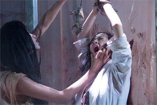 Siêu mẫu Trang Trần cũng góp một vai diễn trong bộ phim này.