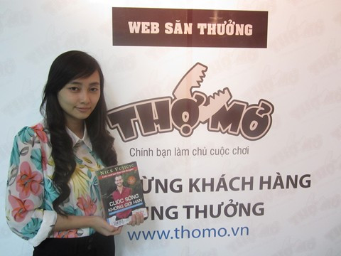 Phụ nữ săn hàng “khủng”