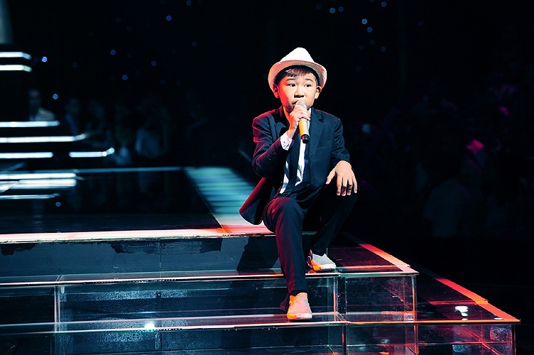 Ngọc Duy còn thể hiện khả năng beatbox ấn tượng trong phần giữa ca khúc.