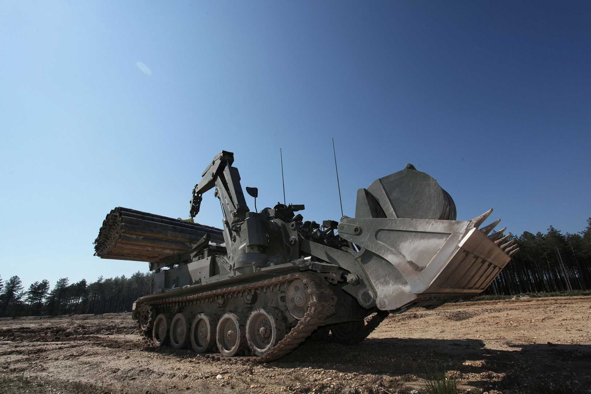 xe chiến đấu đa nhiệm