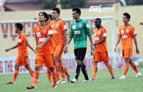 SHB Da Nang thua tan tac