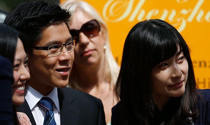 Riêng Quách Tinh Tinh cũng sẽ được nhà chồng tặng bất động sản trị giá 100 triệu nhân dân tệ. 